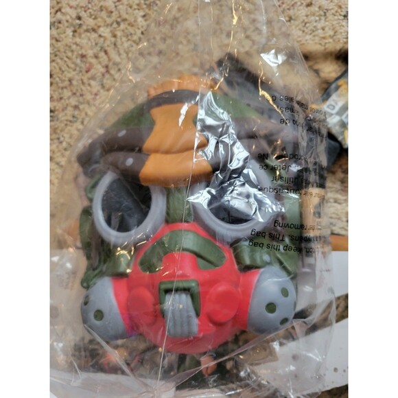 NEW Boys size 7-8 Apex Legends Bloodhound Halloween Costume - Picture 3 of 6